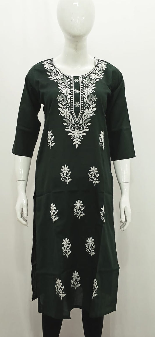 Elegant Floral Embroidered Straight Kurta