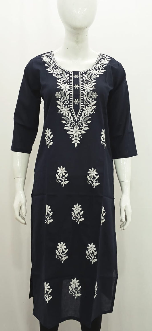 Elegant Floral Embroidered Straight Kurta