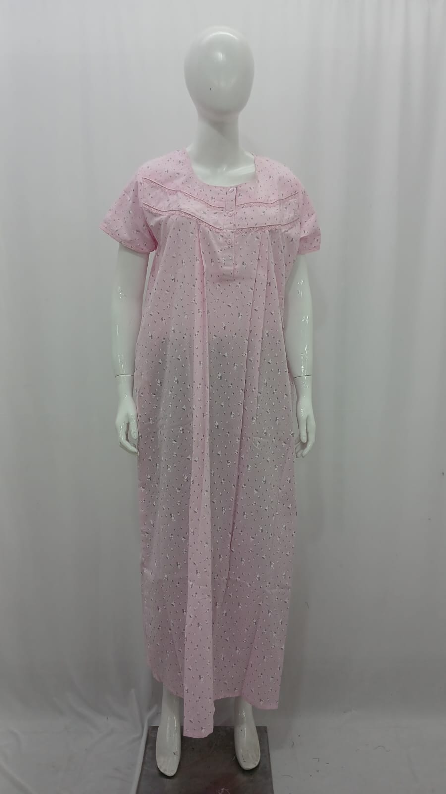 Soft Cotton Pastel Maxi Nightgown with Delicate Lace Yoke