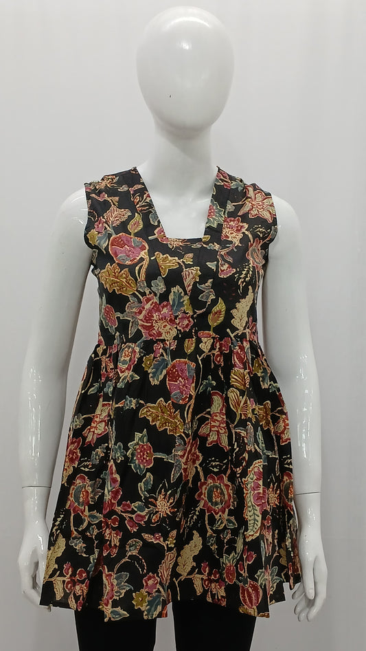 Cotton Sleeveless Short Kurti