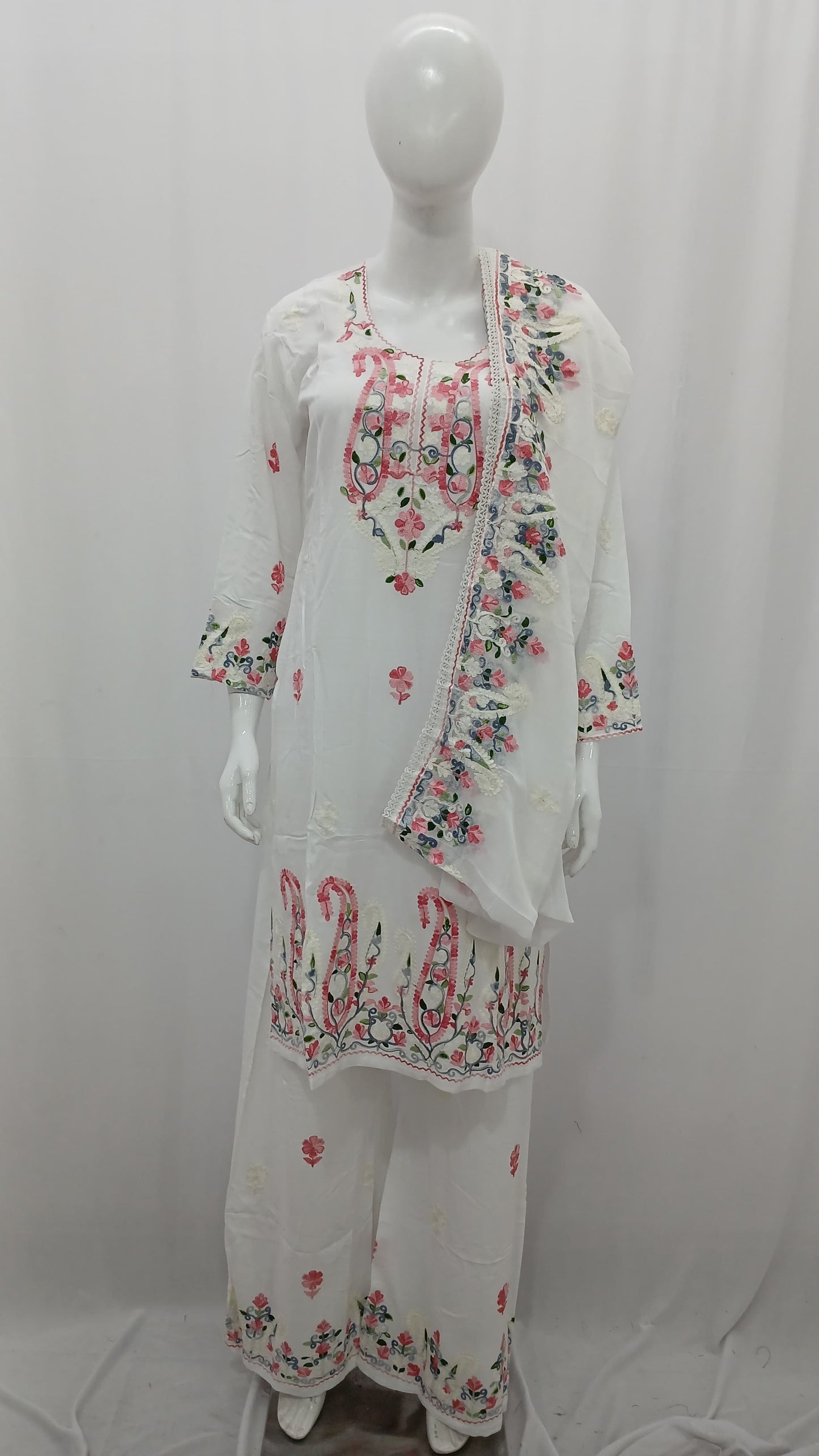 Premium Georgette Kashmiri Embroidered Kurti Set with Dupatta