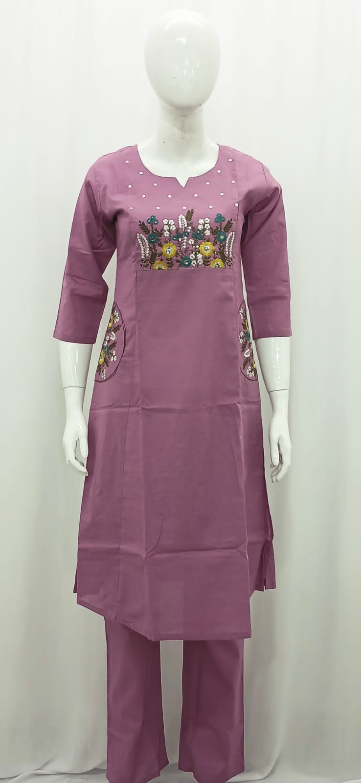 Dusty Mauve Floral Embroidered Kurta Set with Pocket Details